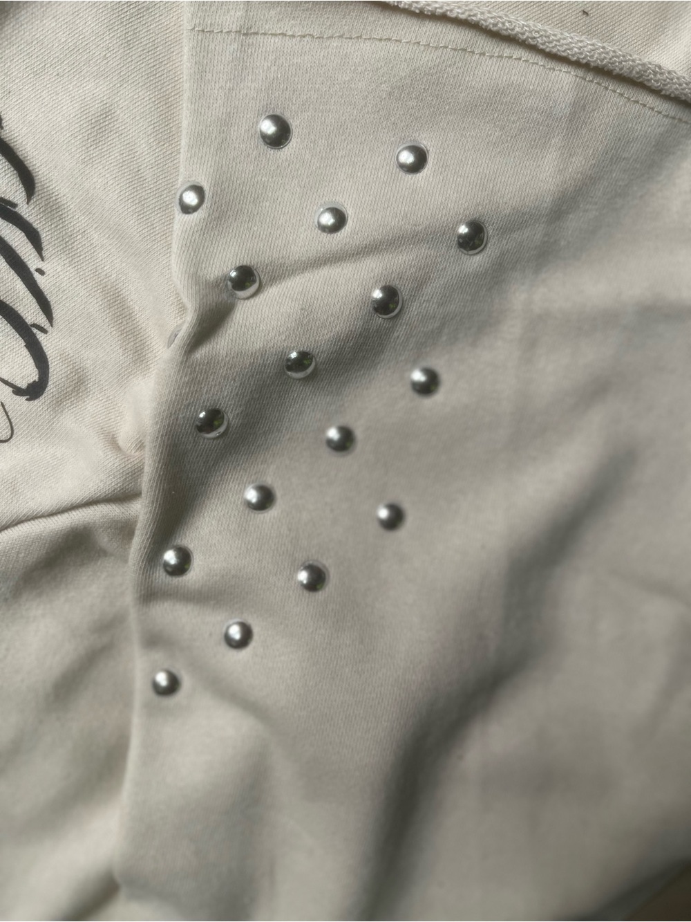 Sz 2xl Beige Graphic Hoodie with Stud Details - Picture 5 of 6